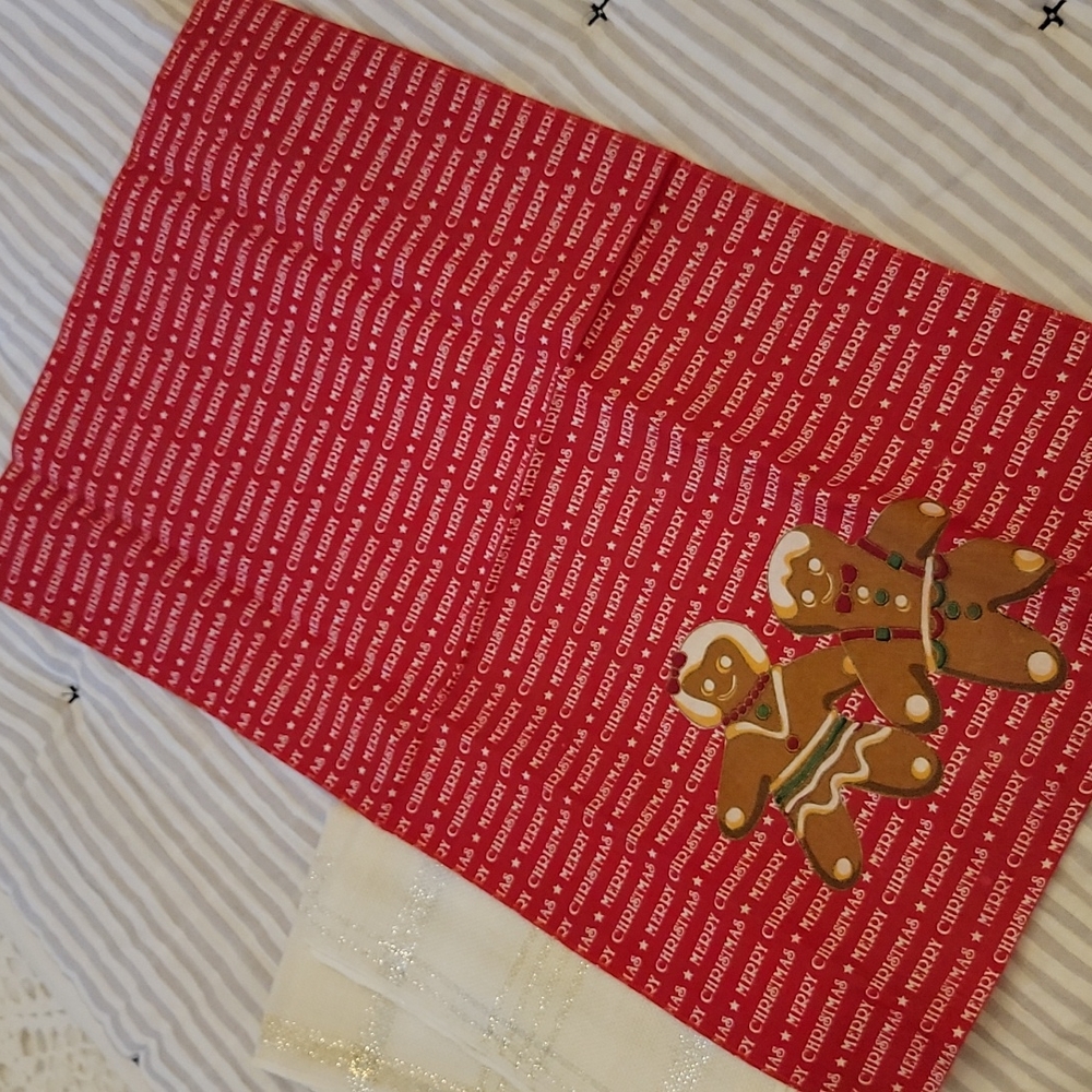 Linen Bundle - Picture 2 of 6